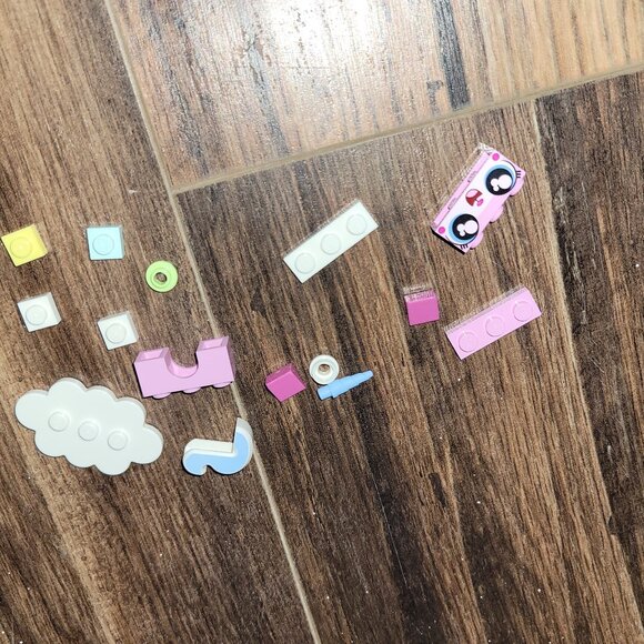 Lego The Lego Movie 2 Minifigure Series 71023 Unikitty - Picture 2 of 9